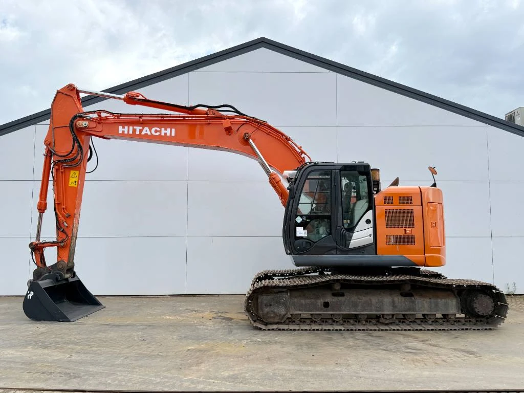 Hitachi 2016 - ZX225LC-5B - New Bucket / Automatic Greasing / CAM obrázek 1