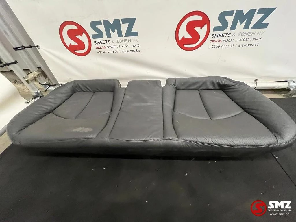 Mercedes-Benz - Occ set interieur met zetels W211 Mercedes Bild 5