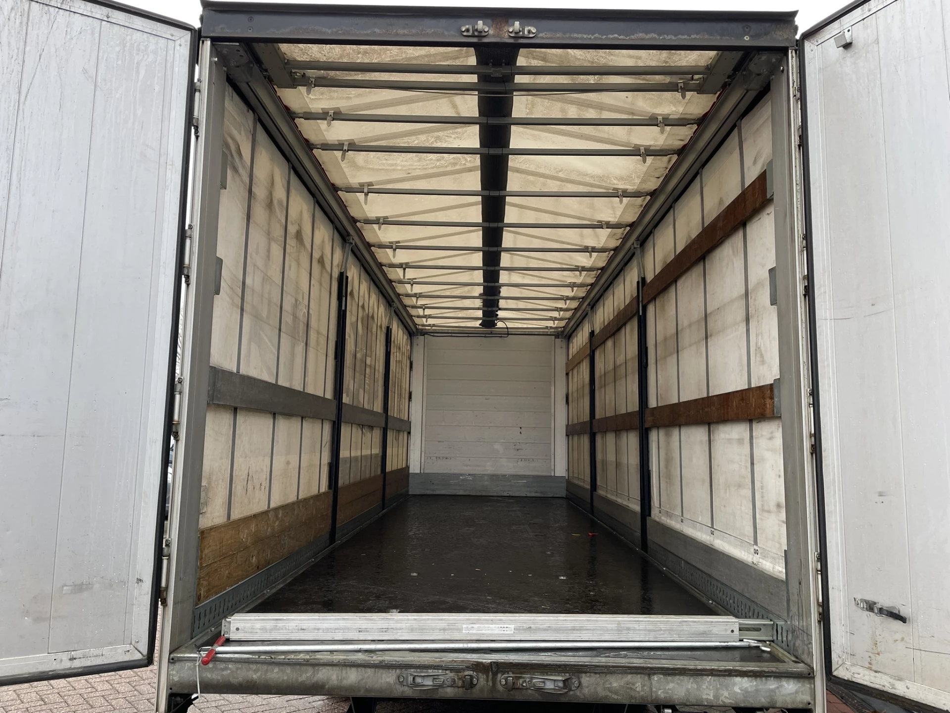 Bunk BU 7000 2015 - Schuizeilen trailer met schuifdak immagine 6