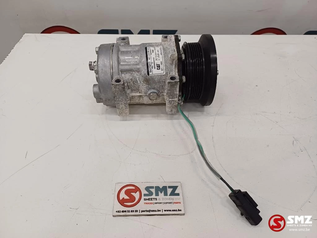 Caterpillar 2022 - Refrigerant compressor Caterpillar obrázek 2