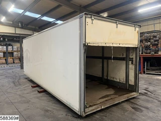 Carrosserie Castaing N/A - Gesloten laadbak obrazek 2
