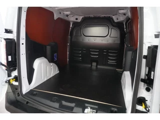 Ford Transit Courier 2024 - 1.0 EcoBoost 125PK Trend Benzine Automaat image 11