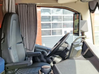 Volvo FH 2026 - 13.500 Aero Globetrotter XL 4x2 - New - Full spec - BUFFL interior - Retarder image 26