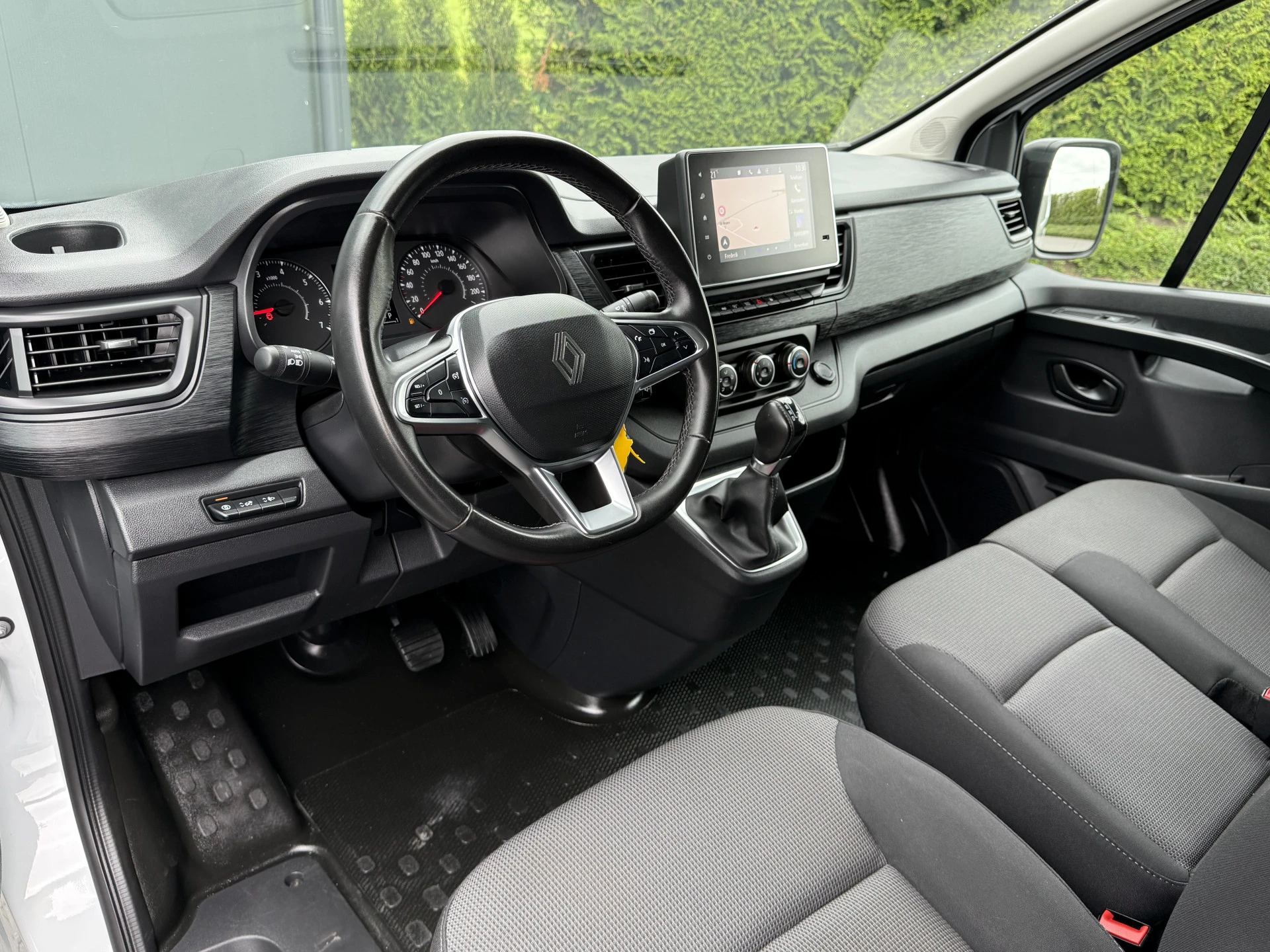 Renault Trafic 2024 - 2.0 dCi 150 PK AUTOMAAT / L2H1 / 27.349 KM!! / TREKHAAK / IMPERIAAL / 3-ZITS / CAMERA / LED zdjęcie 7