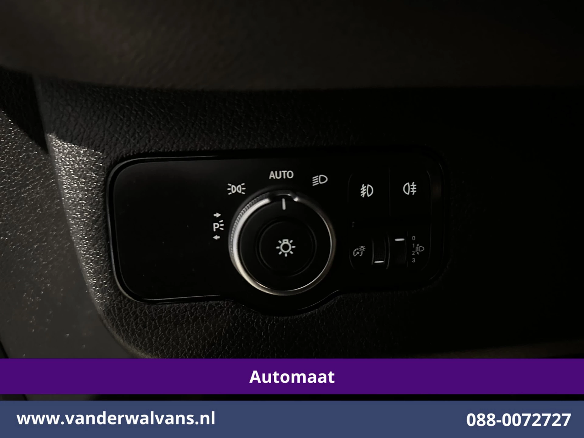 Mercedes-Benz Sprinter 2020 - 214 CDI 143pk 9G-Tronic Automaat L2H2 Euro6 Airco | Camera | Navigatie | Apple Carplay | Chauffeursstoel image 22