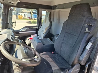 MAN TGS 2014 - 18.360 / FASSI F135 REMOTED CRANE / TIPPER / BIG AXLE / FULL-STEEL / DRUM BRAKES / 211690 KM / AIRCO / FRIDGE / AUTOMATIC / EURO-5 / 2014 obrazek 37