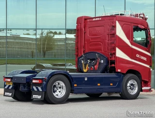 Volvo FH 2019 - 13.420 FULL ADR ALL CLASSES SPECIAL SHOW TRUCK SUPER CONDITION obrazek 4