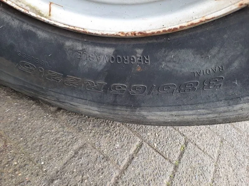 Diversen - Div. Dolly 1 As - Schotelhoogte: 120 cm - DIN: 40 mm - Luchtcompressor wordt aangedreven door Honda Benzine Motor afbeelding 15