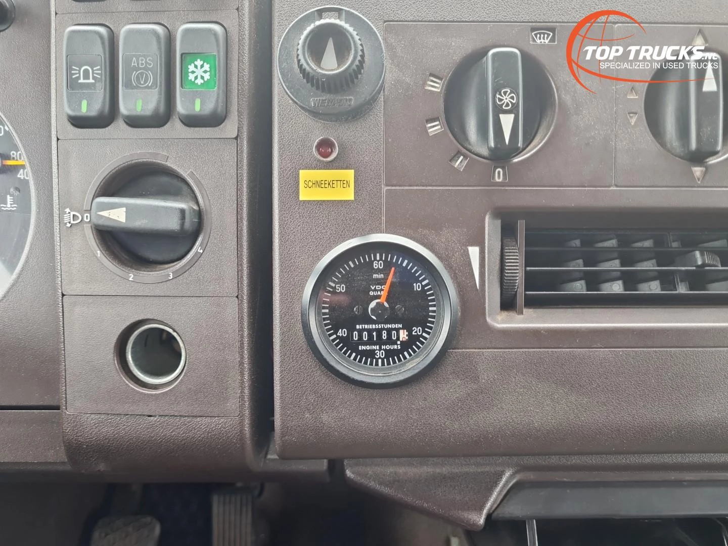 Mercedes-Benz 1120 1992 image 11