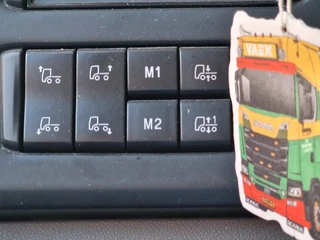 Scania R 2022 - R530 V8 NGS - R6X2 - full air - retarder - new Seats - coffee imagen 21