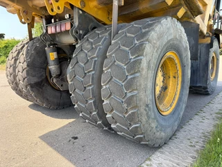 Komatsu HD605 2005 - N/A zdjecie 19