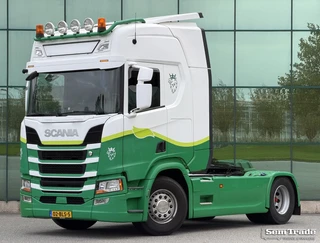 Scania R 2019 - R410 EURO 6 FULL SPOILER 2x TANKS RETARDER ONLY 615.000 KM SUPER CONDITION NL-TRUCK 2 PIECES AVAILABLE image 2 miniature