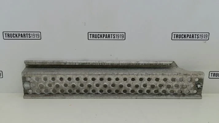 Mercedes-Benz - Body & Chassis Parts Bordes MB Bild 1