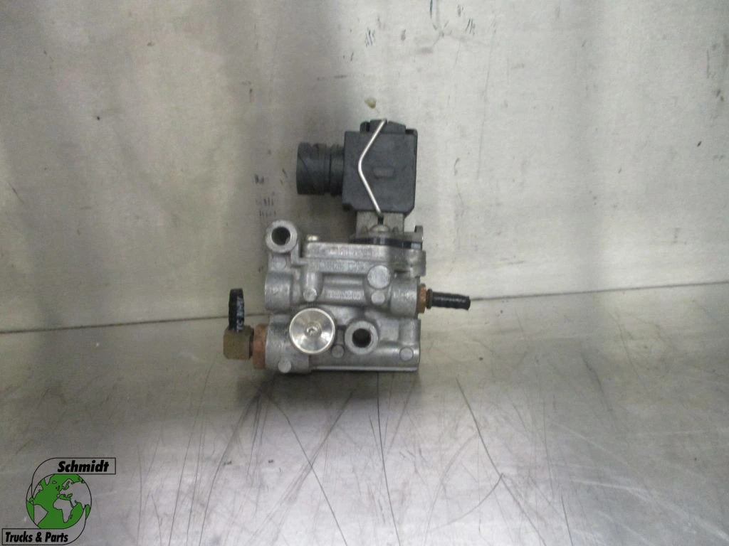 MAN - 51.52160-0005 DRUK VENTIEL EURO 6 afbeelding 1