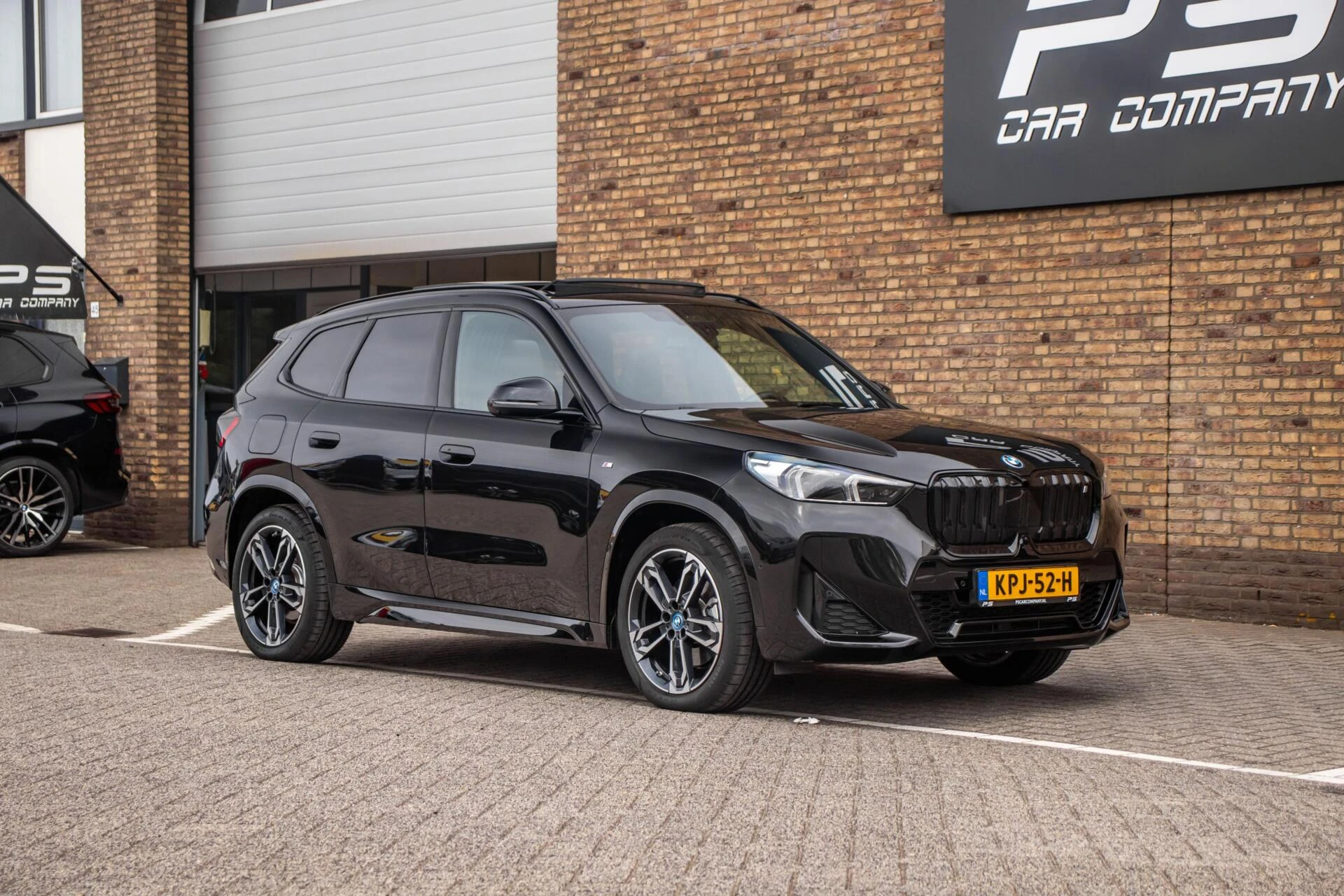 BMW iX1 2023 - xDrive30 67 kWh, Pano, Leder, Carplay, Ambient, H&K afbeelding 8