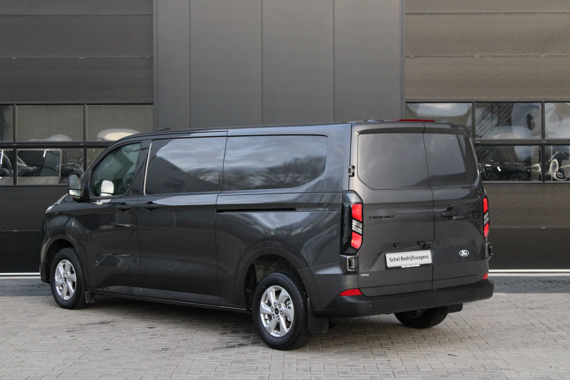 Ford Transit Custom 2025 - 320 2.5 PHEV L2H1 Trend 232pk - 5 jaar GARANTIE - 2x Schuifdeur - Adaptive Cruise - Blind Spot - Navigatie - Camera - Verwarmd Stuur - Rijklaar immagine 9