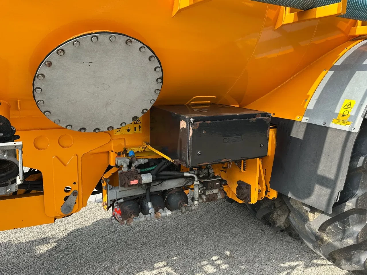 Veenhuis 2011 - EcoQuad 14000 ltr afbeelding 18