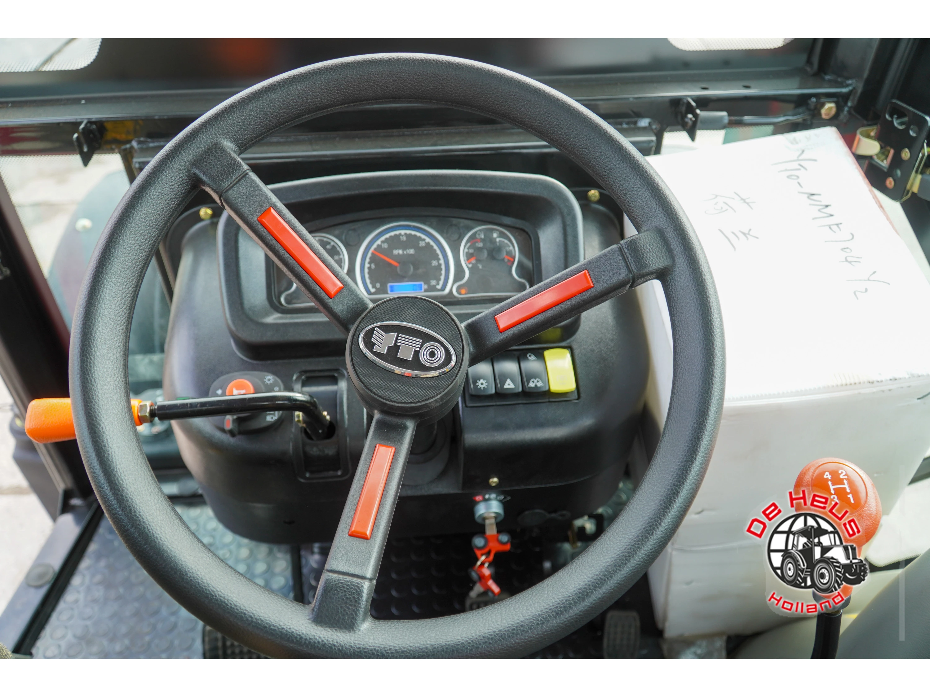 YTO - NMF704C imagen 16