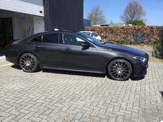 Mercedes-Benz CLS 2019 - 450 4MATIC Premium Plus immagine 3