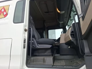 MAN TGX 2020 - TGX.18.470 4X4 H / ADR / HYDRAULICS / !!ONLY:538833KM!! / ACC / LWDS / NAVI / DAB+ / FRIDGE / AUTOMATIC / EURO-6 / 2020 obrazek 30
