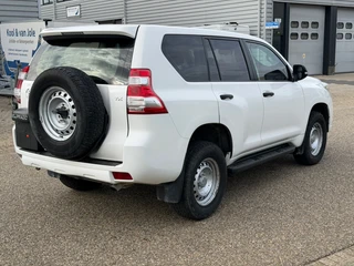 Toyota Land Cruiser 2018 - Prado 2.8 D-4D 4X4 Airco 7-Persoons image 3 thumbnail