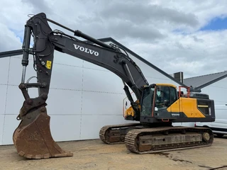 Volvo 2018 - EC480EL - Top Condition! Rear + Side Camera image 2 miniature