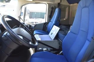 Volvo FH 2022 - 500 Globe XL 4x2 - ONLY 228 TKM - PARK. AIRCO - DIGITAL COCKPIT - NAVI- 2 BEDS - 2 x FUEL TANKS - TOP CONDITION - bild 5