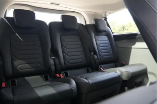 Ford Tourneo Custom 2026 - 340 2.5 PHEV L2H1 Titanium X 232pk | ACC | Pano | B&O | Elek. schuifdeuren | 360 camera | Elek-Trekhaak | Prijs excl. BTW | Rijklaar image 47