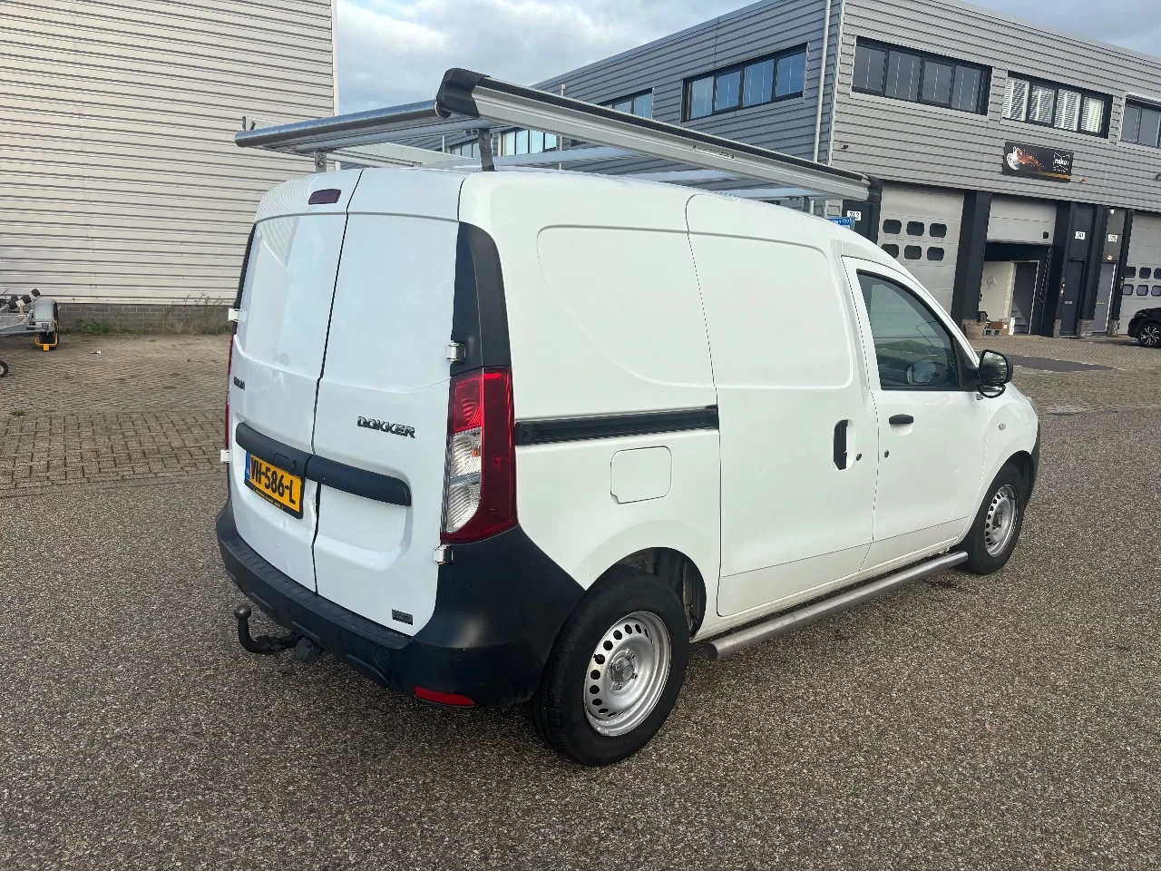 Dacia Dokker 2014 - 1.5DCI L1H1 Imperiaal Trekhaak MARGE afbeelding 3