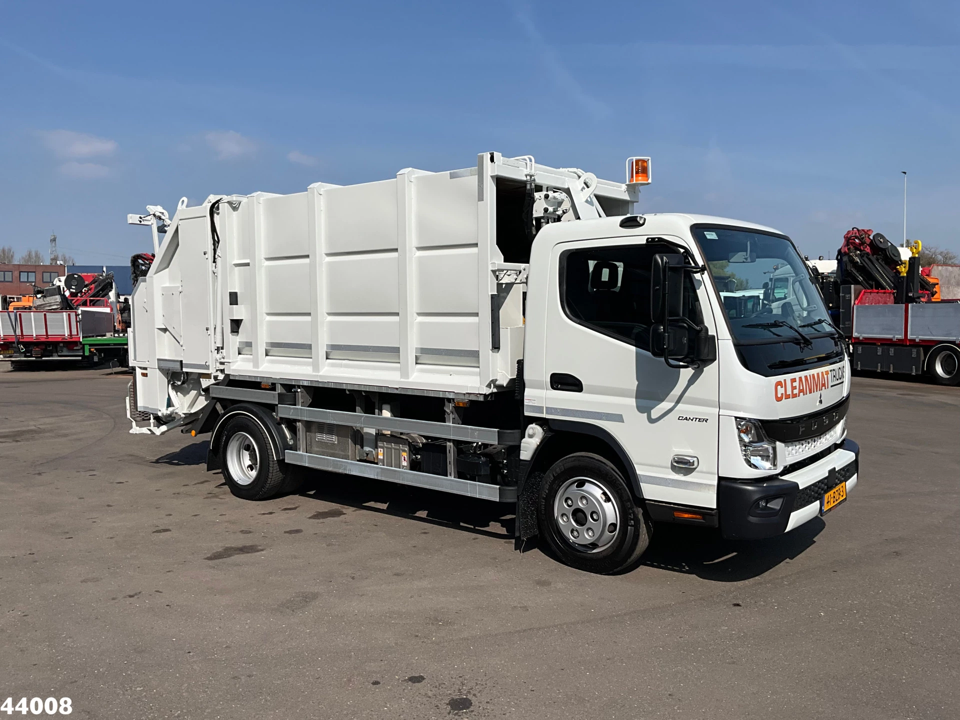 FUSO Canter 2024 - 9C18 Geesink 7m³ obrázek 6