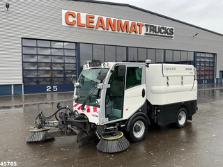 Bucher Citycat 2020 with 3-rd brush 2016 - N/A zdjecie 2