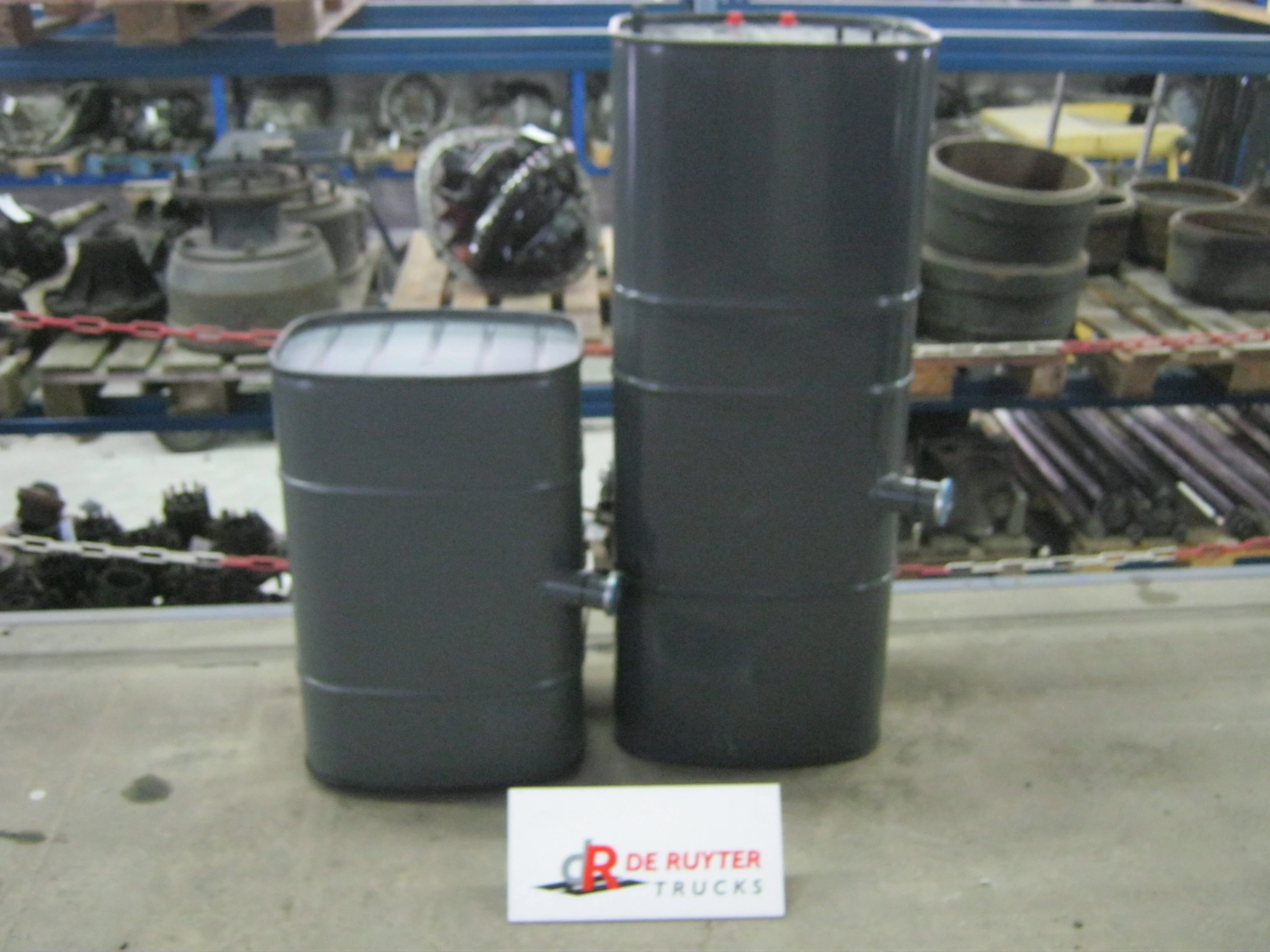 DAF - Brandstoftanks voor LF Bild 2