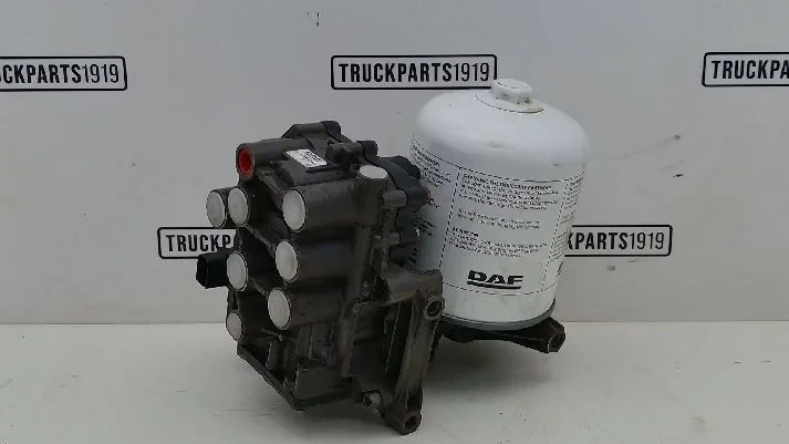 Knorr-Bremse - Compressed Air System Luchtdroger unit DAF afbeelding 2