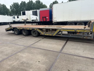 Floor N/A 2005 - 3 AXLE, 6 M EXTENDABLE, WHEEL FILLS obrazek 3