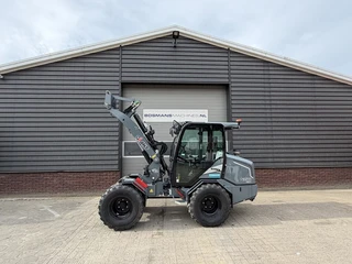 Giant G3500 X-TRA shovel 2026 87 uur (giekvering AIRCO tandempomp enz.) 2026 afbeelding 2 miniatuur