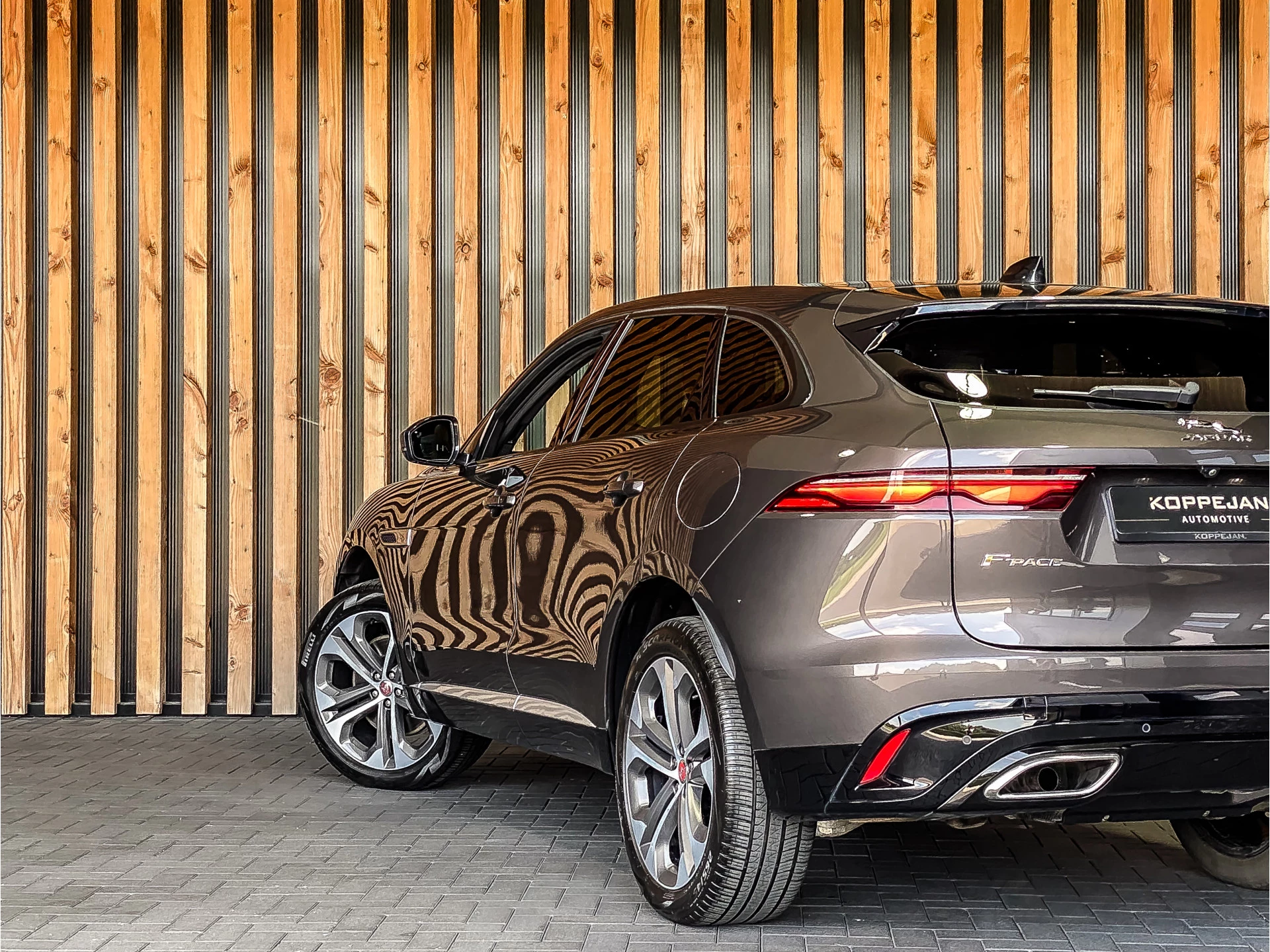 Jaguar F-PACE 2022 - 2.0 P400e S 400PK PHEV afbeelding 22
