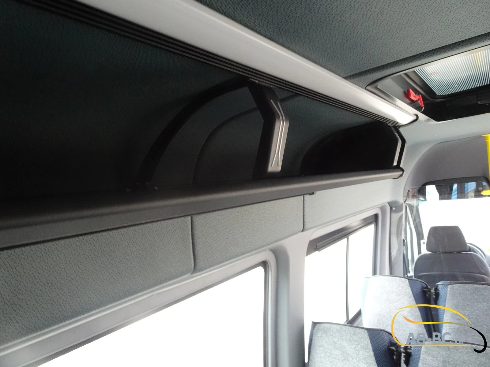 Mercedes-Benz eSprinter - 17 Seats Electric Range: 465 km Bild 71