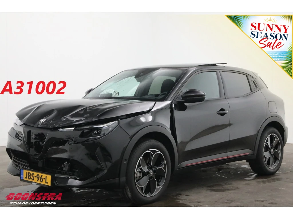 Alfa Romeo Junior 2025 - Elettrica Speciale 54 kWh Pano LED ACC Massage Camera 5.351 km! Bild 1