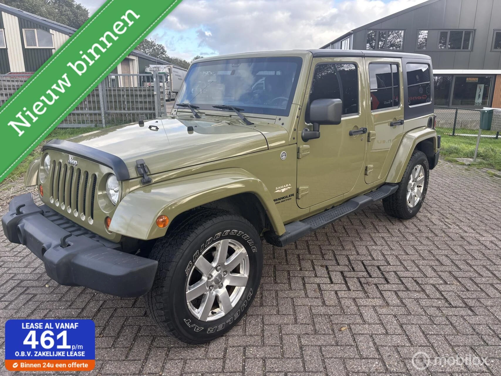 Jeep Wrangler 2013 - Sahara 4dr zdjęcie 1