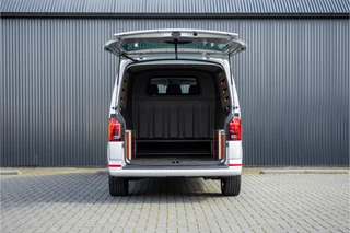 Volkswagen Transporter 2020 - T6.1 2.0 TDI L2H1 | DC | Bulli | 200PK | Leder | Carplay | Virtual | Adapt Cruise obrazek 9