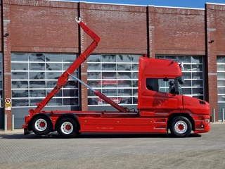 Scania T 2016 - T520 V8 6x2 - AJK Hooklift - New BUFFL interior - Retarder - Full air - Show truck zdjecie 6