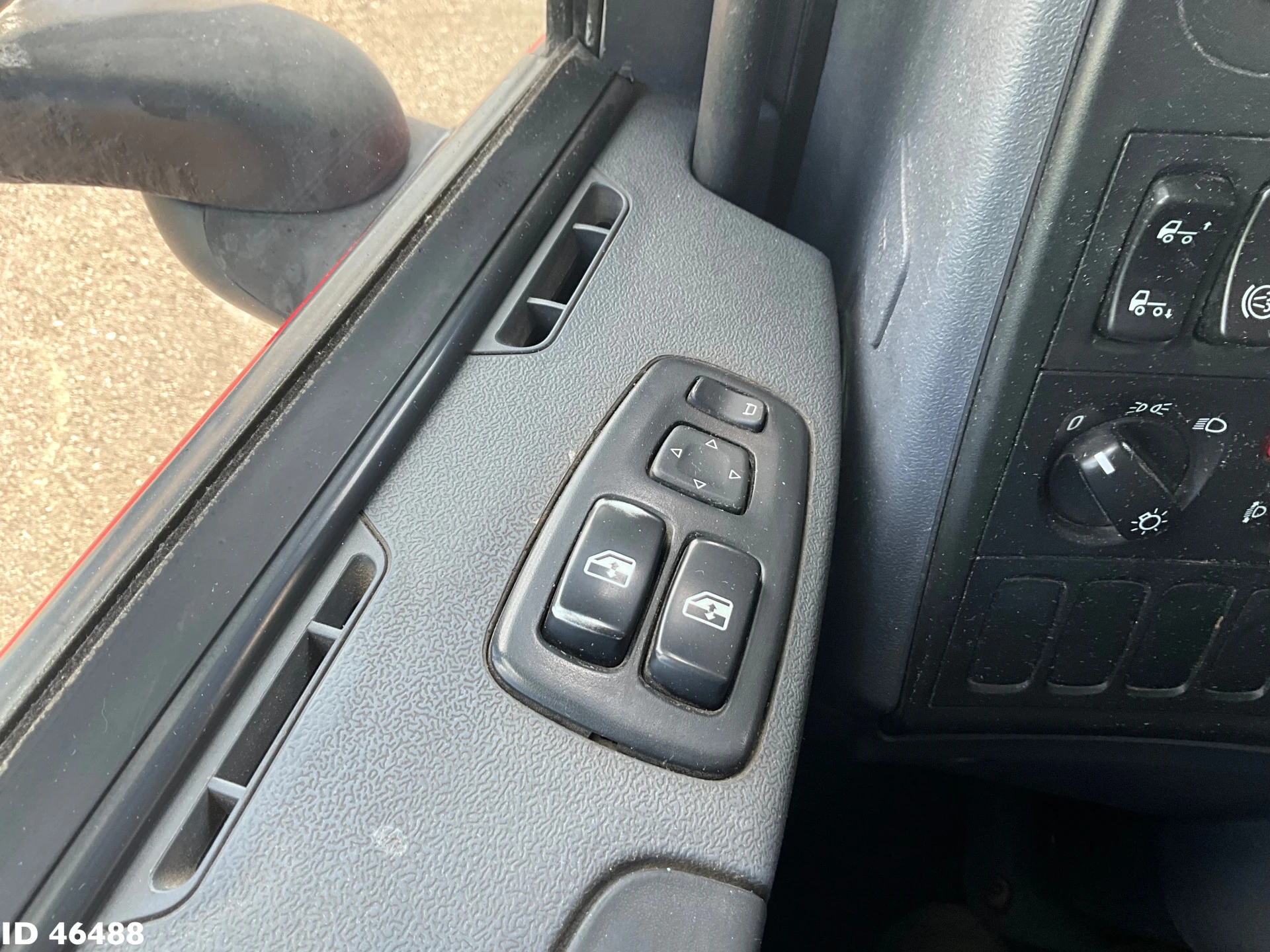 Scania P 2015 - 320 Euro 6 Hyvalift 14 Ton portaalarmsysteem afbeelding 15