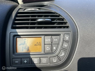 Citroën C4 Picasso 2011 - 1.6 VTi Image obrazek 11