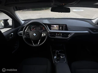 BMW 1 Series 2022 - 118i M Sport Business | NAV | Camera| Automaat obrazek 34