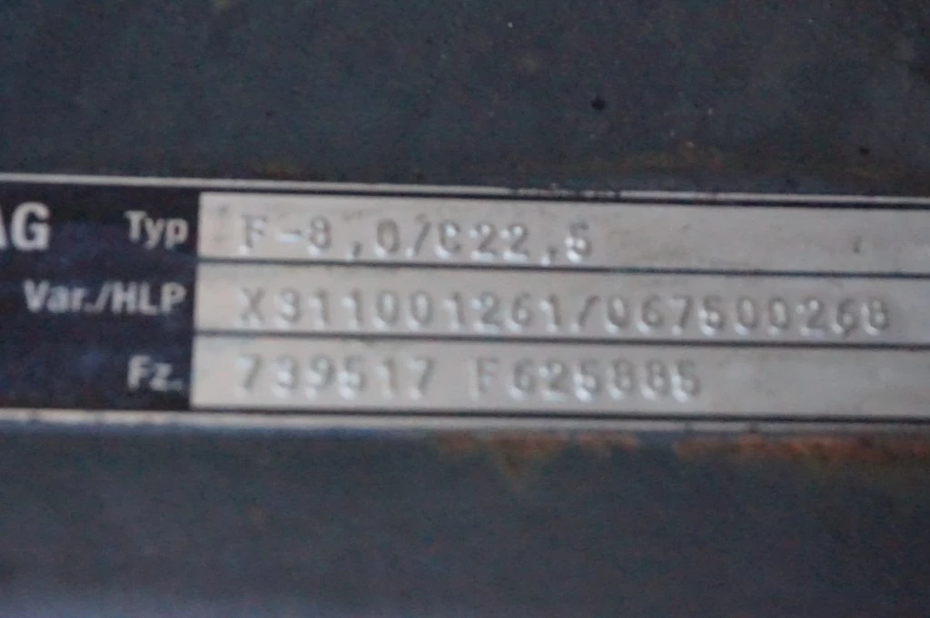 Mercedes-Benz 2014 - F-8/C22.5 obrázek 2