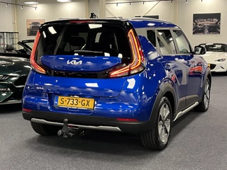 Kia e-Soul 2023 - ExecutiveLine 64kWh 204PK Automaat | Leder | Navigatie | Head-Up display | Schuifdak | Trekhaak | Harman Kardon Audio изображение 17