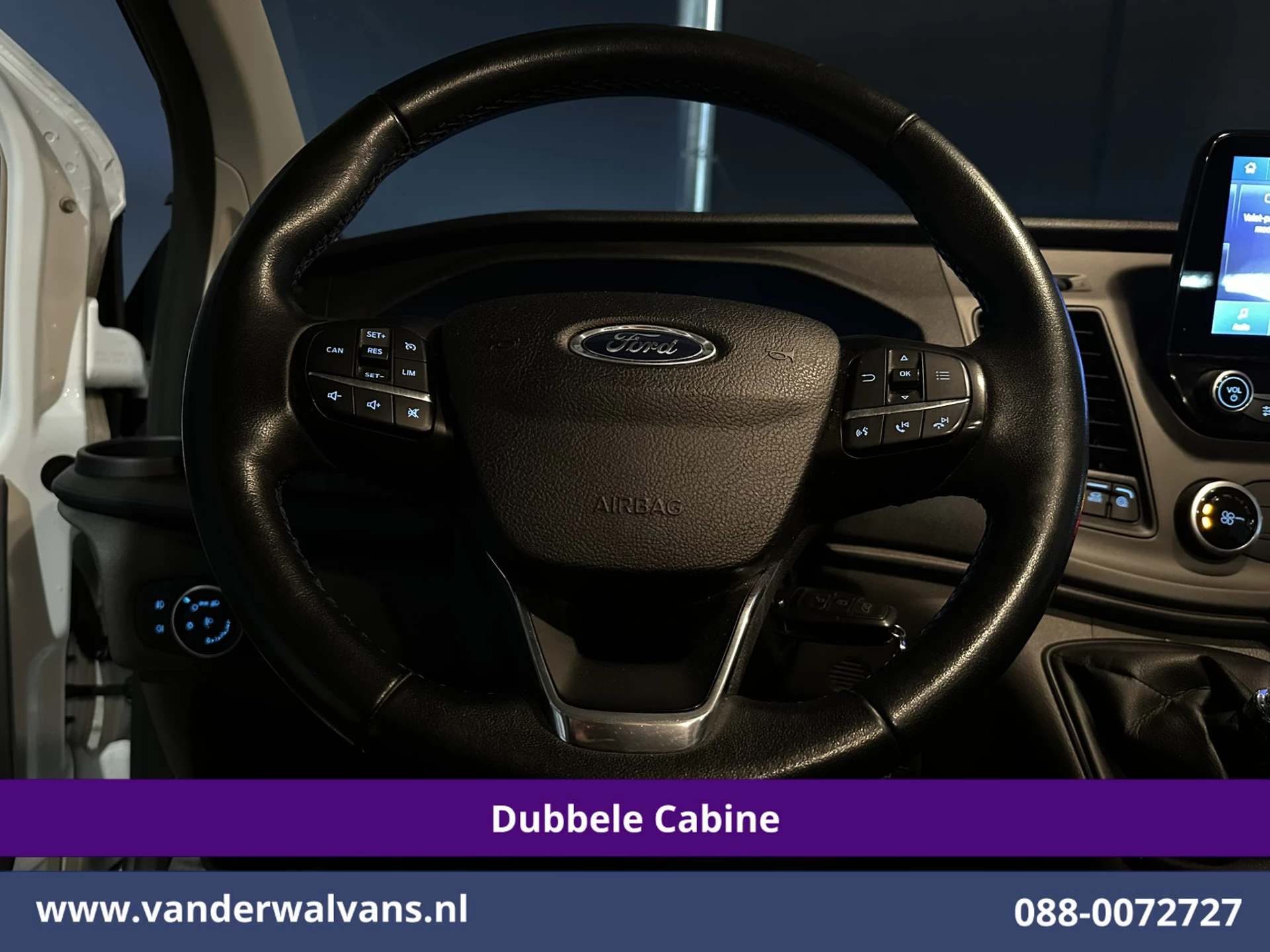 Ford Transit Custom 2021 - 2.0 TDCI 130pk L2H1 Dubbele Cabine Euro6 Airco | 5-Zits | Navigatie | Apple Carplay | LED | Cruisecontrol image 6