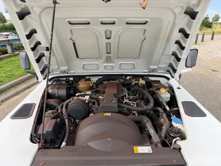 Land Rover Defender 2011 - 2.4TD HT 110S 4x4 Airco Trekhaak 107000KM afbeelding 9