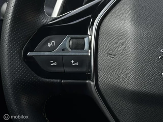 Peugeot 2008 2021 - 1.2 PureTech GT Pack | 45187 kM bild 28