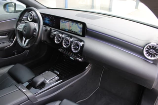Mercedes-Benz CLA 2021 - Shooting Brake 180 AUT7 Luxury Line LEDER SFEER CARPLAY TREKHAAK immagine 12